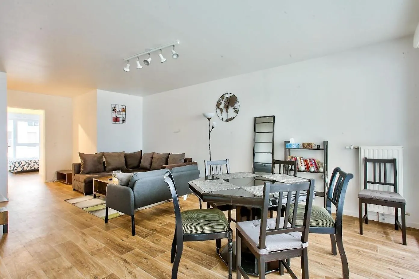 Private Room In Sharing Apartment Free Parking Bagneux